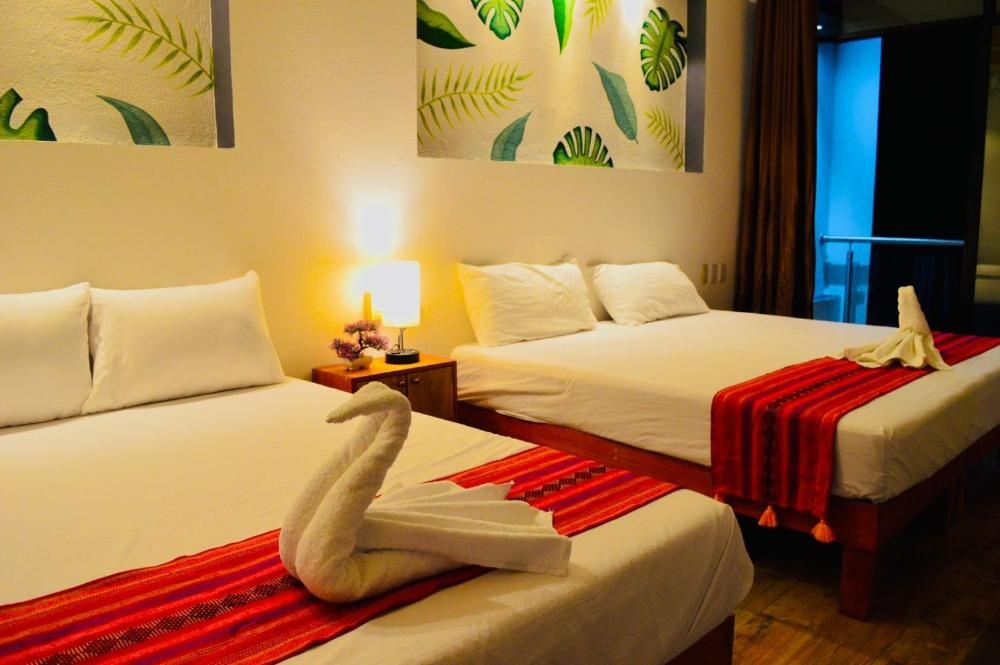 Room image 4