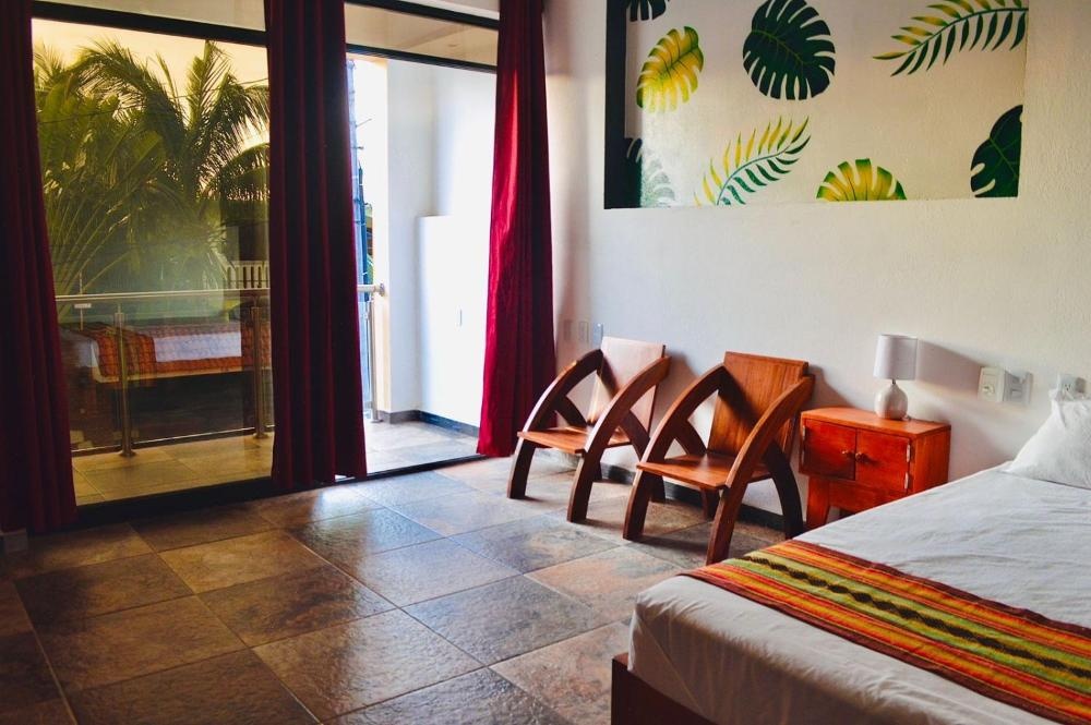 Room image 2